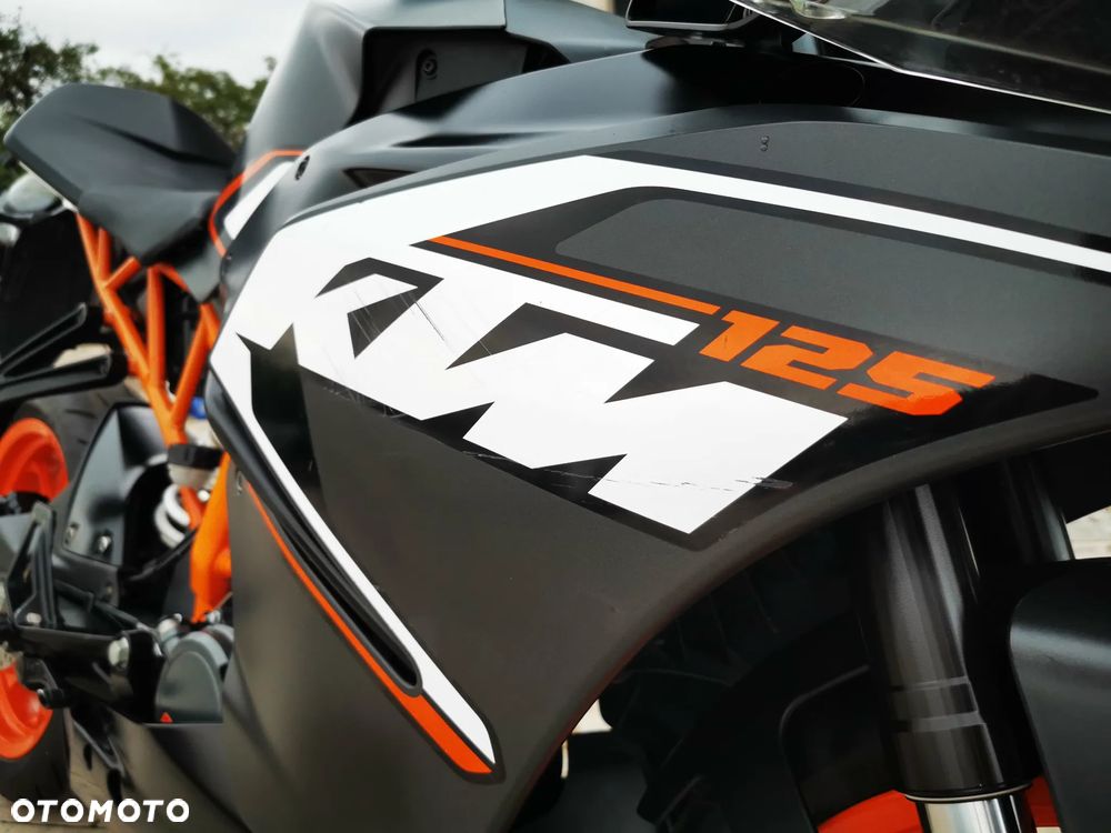 KTM RC 125 - 25