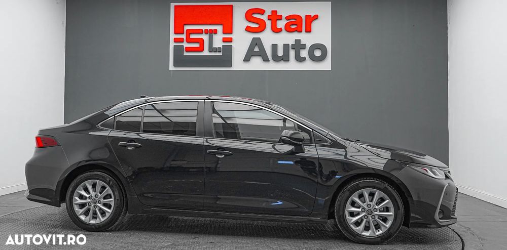 Toyota Corolla 1.8 HSD Dynamic Plus - 11