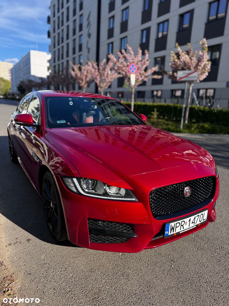 Jaguar XF 2.0 i4D R-Sport - 1