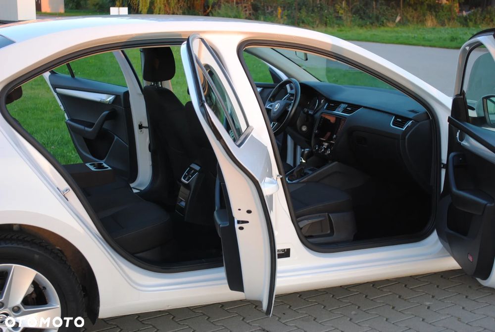 Skoda Octavia 1.5 TSI ACT Style DSG - 16