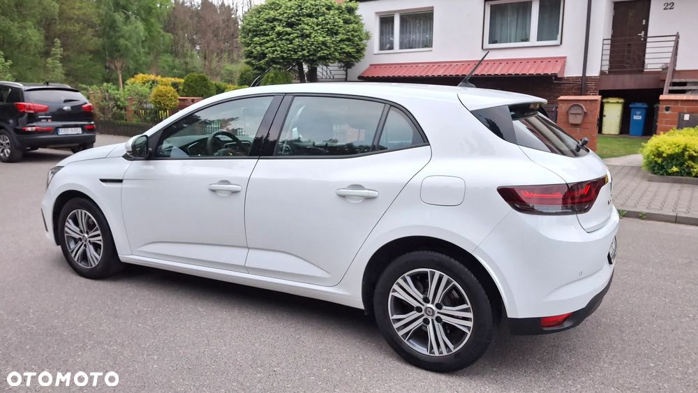 Renault Megane 1.6 E-TECH Plug-In Intens - 11
