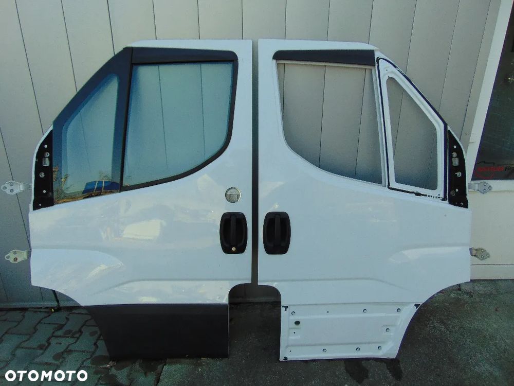 IVECO 2014- drzwi przód - 1