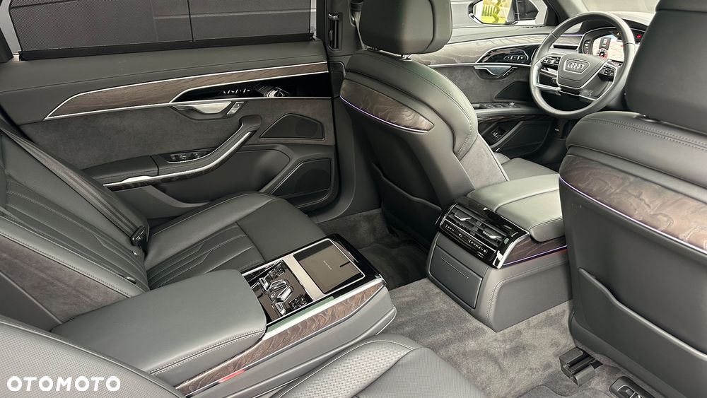 Audi A8 L 60 TFSI e quattro tiptronic - 24