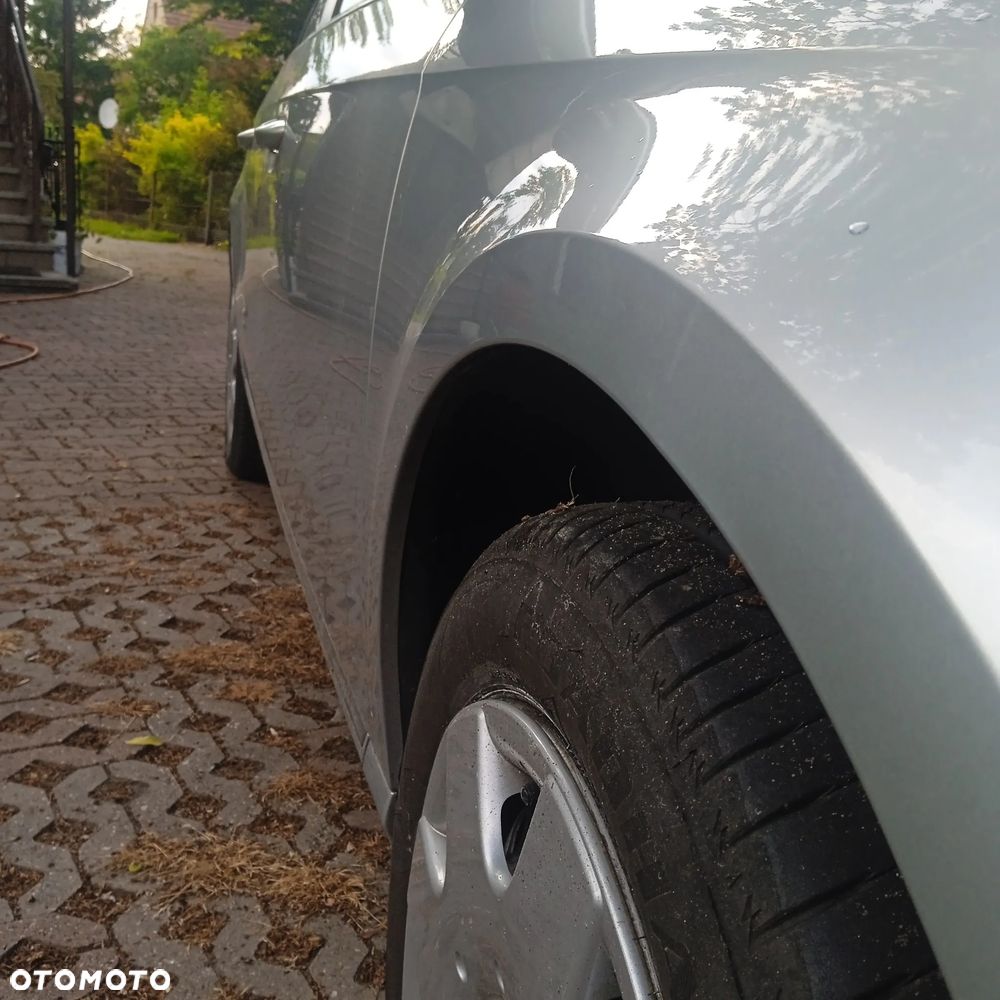 Volkswagen Passat 1.4 TSI BlueMotion Technology Comfortline - 13