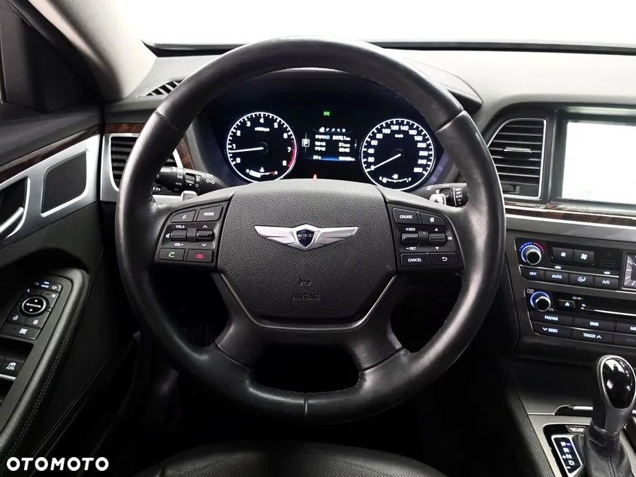 Genesis G80 - 7