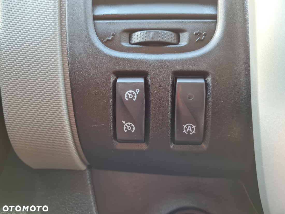 Renault TRAFIC​​*L2H2​​*TEMPOMAT​​*KLIMATYZACJA​​* - 20