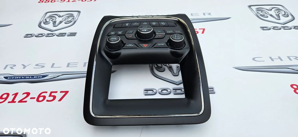 Dodge Durango 2017-2020 Panel klimatyzacji AC Panel sterowania nawiewem P68333643AA Ramka wyświetlacza radia MAŁY WYŚWIETLACZ - 8