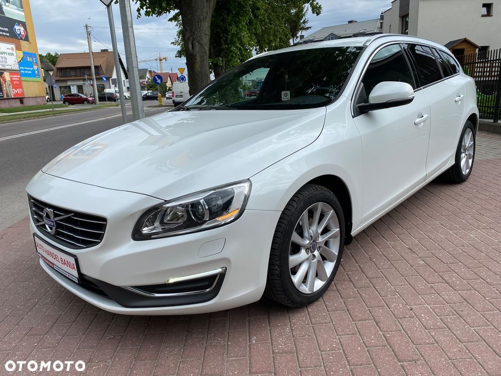 Volvo V60 D4 Momentum - 2