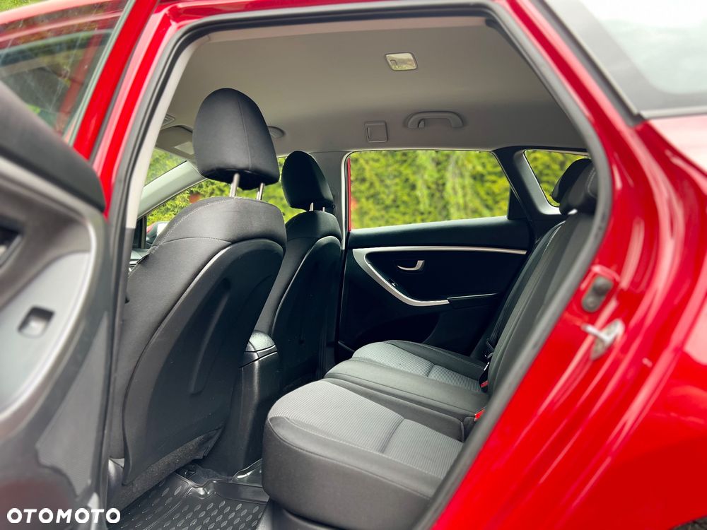 Hyundai i30 i30cw 1.4 Intro Edition - 26