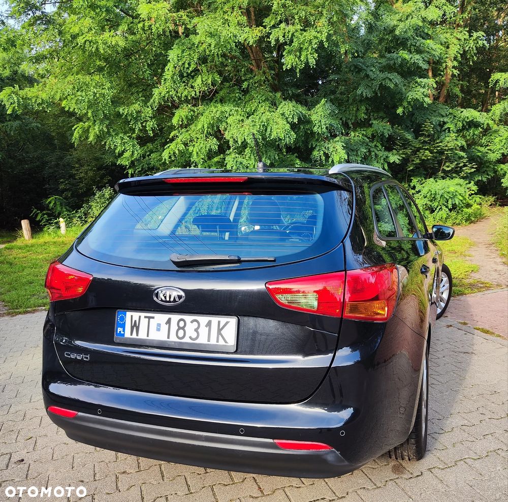 Kia Ceed 1.6 GDI L Business Line - 4