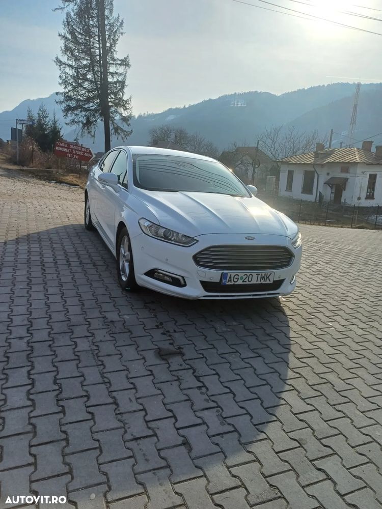 Ford Mondeo 2.0 TDCi Powershift Business - 2
