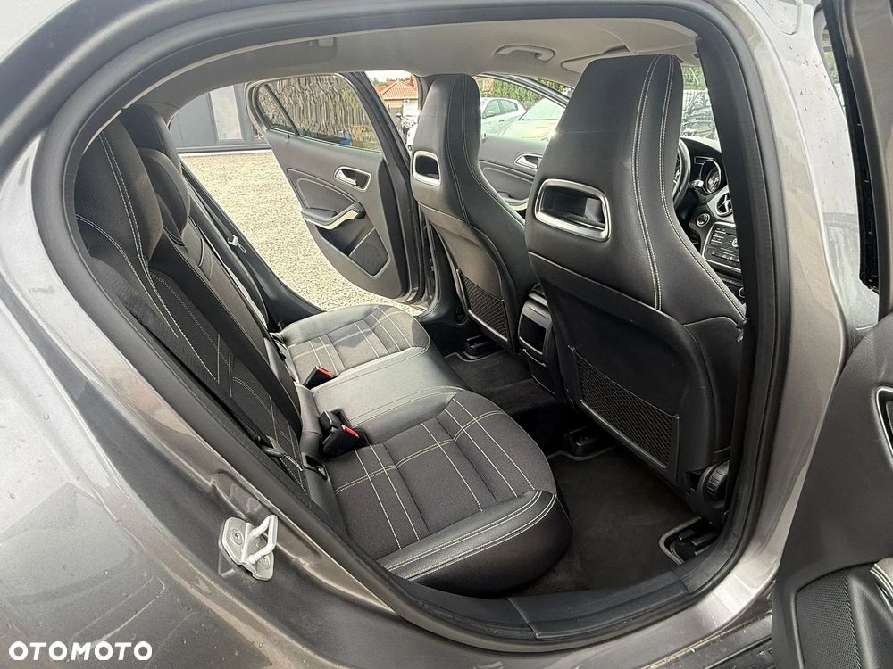 Mercedes-Benz GLA 200 7G-DCT Activity Edition - 25