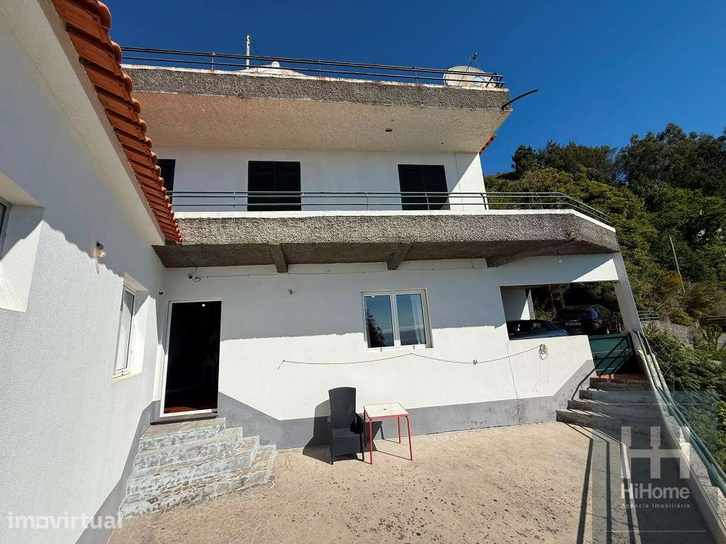 Moradia Isolada T4 de Dois Pisos na Camacha com Vista Mar - Grande imagem: 2/32