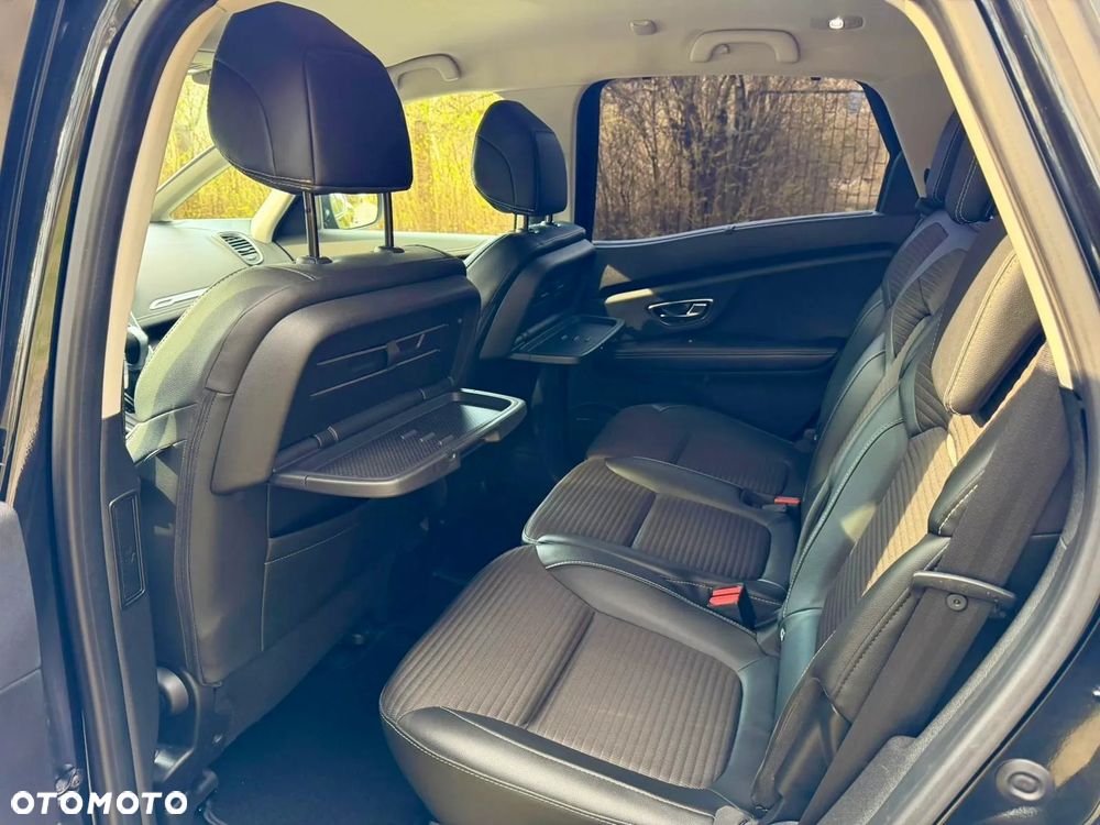 Renault Scenic ENERGY dCi 110 EDC INTENS - 17