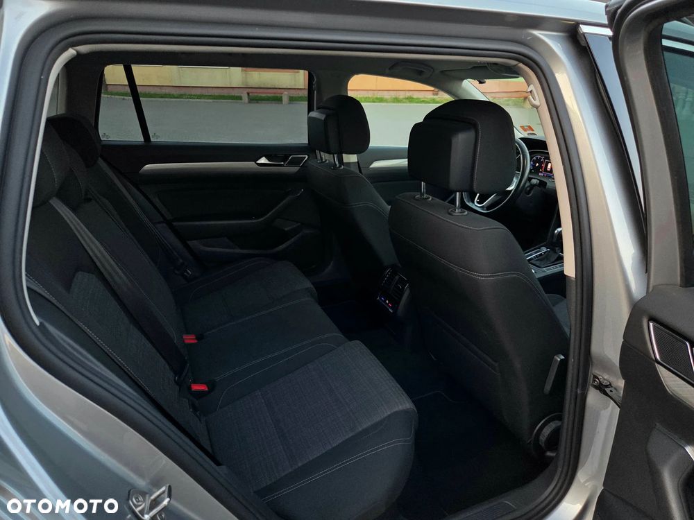 Volkswagen Passat 2.0 TDI EVO Business DSG - 15