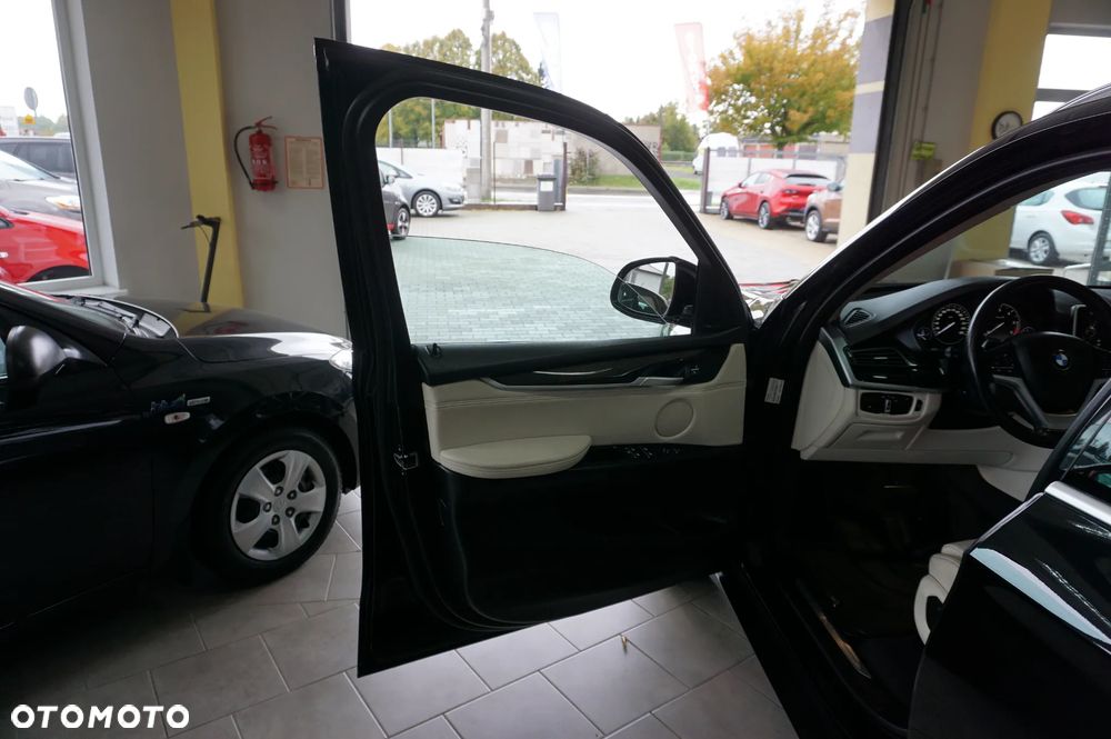 BMW X5 xDrive30d - 7