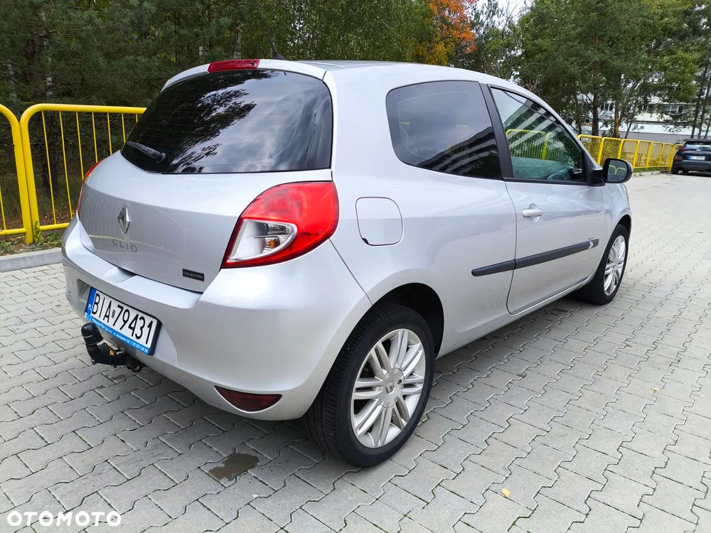 Renault Clio 1.5 dCi Authentique - 9