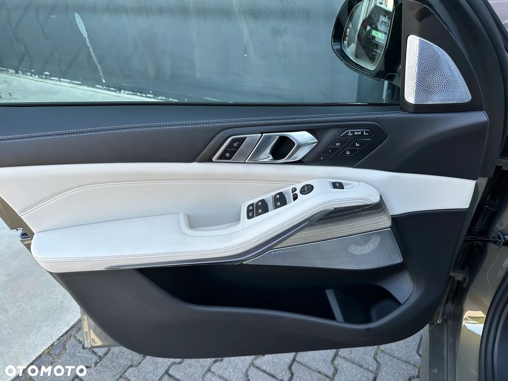 BMW X7 M60i xDrive mHEV sport - 12