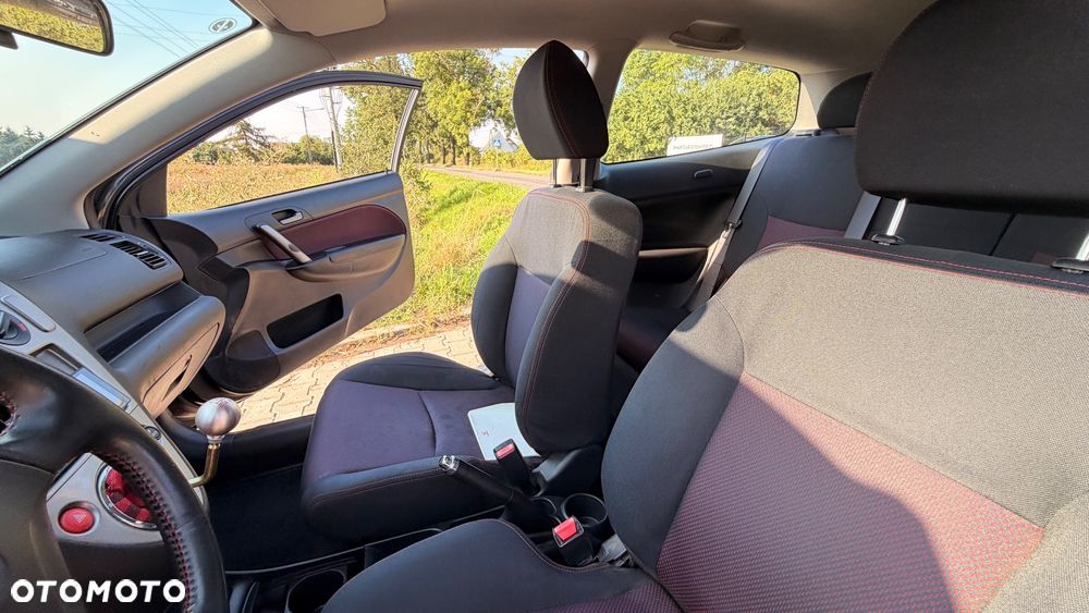 Honda Civic 1.4i S - 14