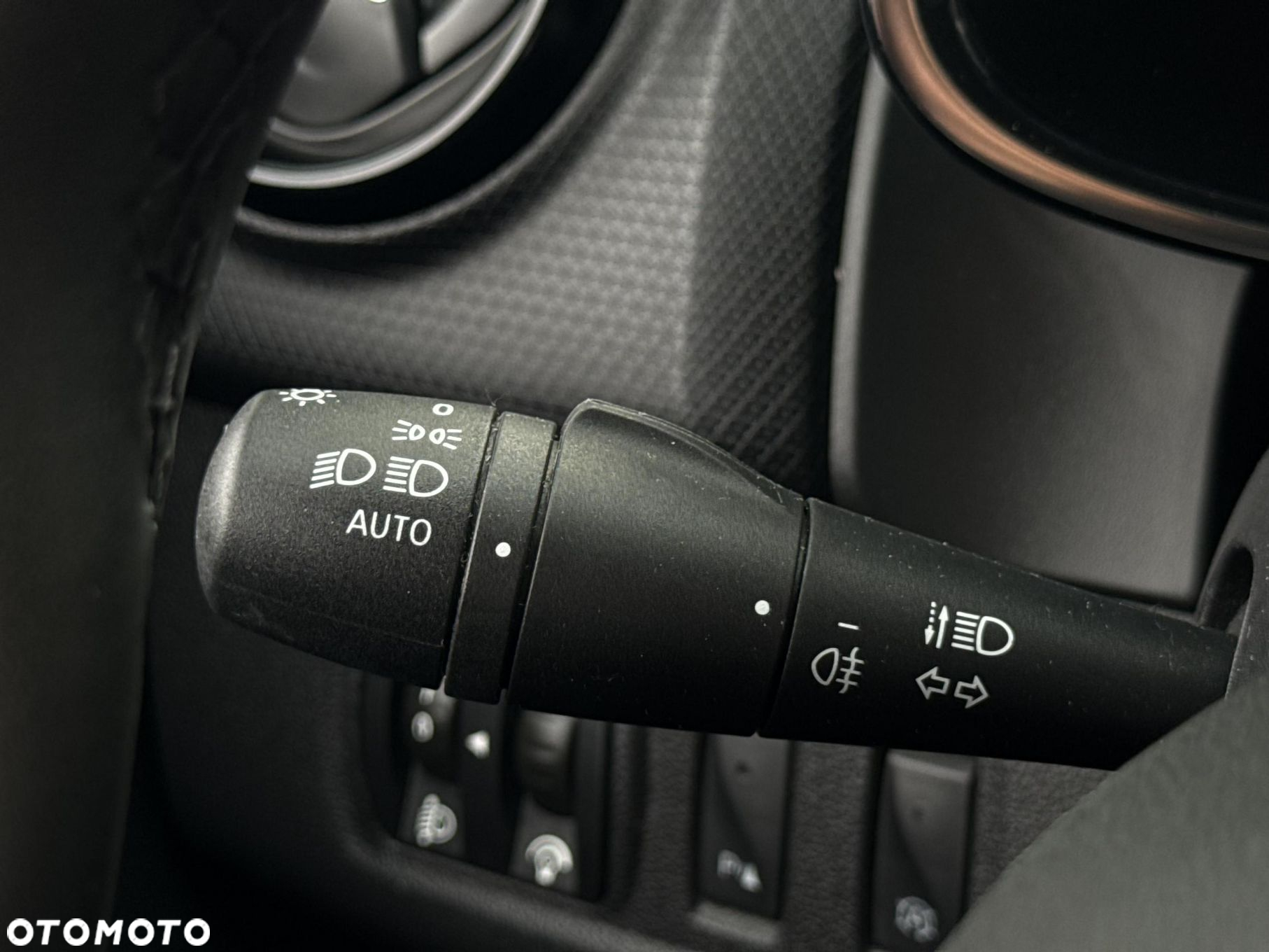 Renault Clio 0.9 TCe Winter Edition - 18