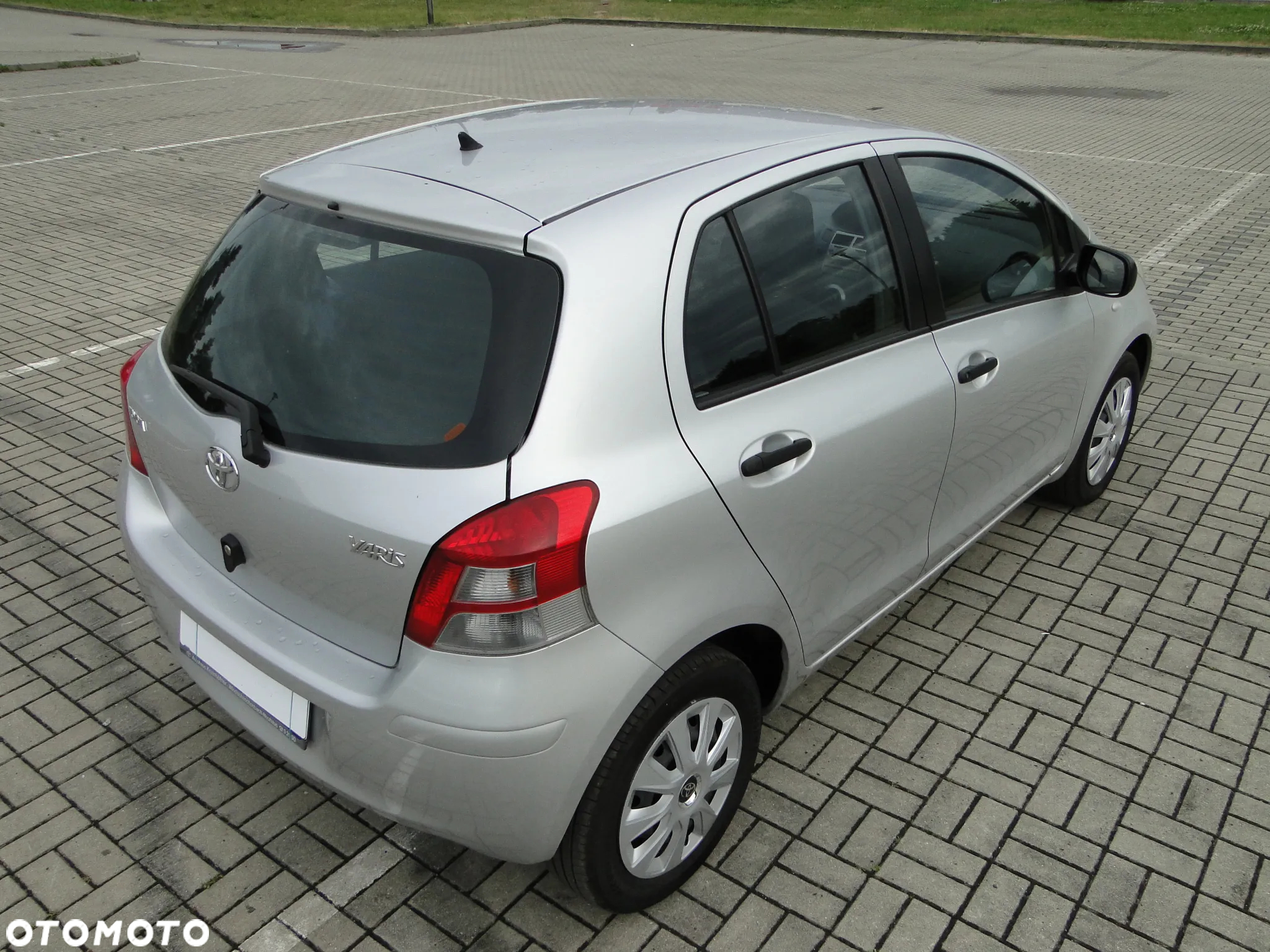 Toyota Yaris - 11