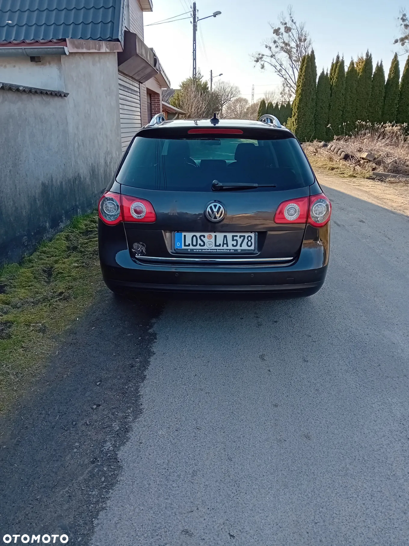 Volkswagen Passat - 13