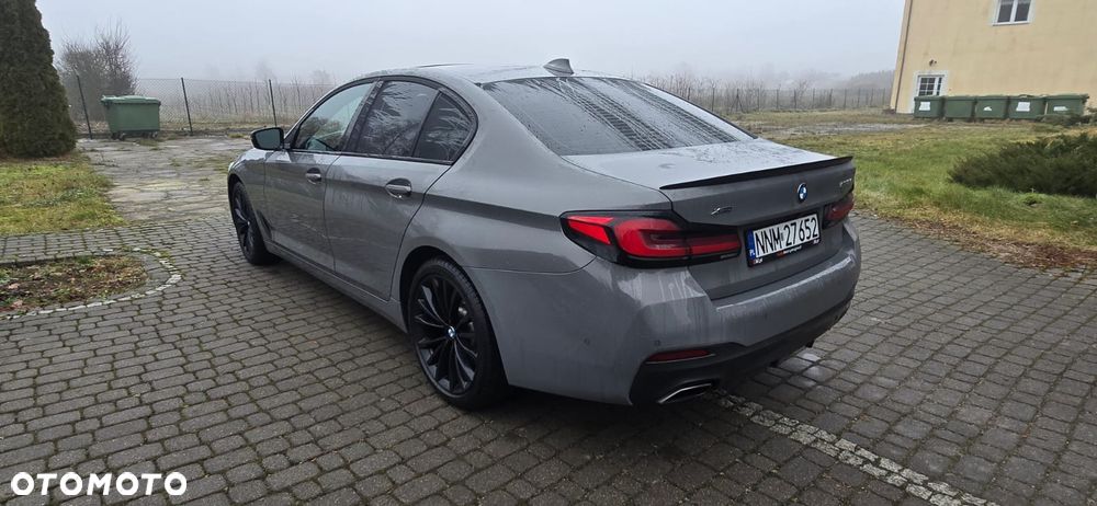 BMW Seria 5 530i xDrive M Sport Edition - 12