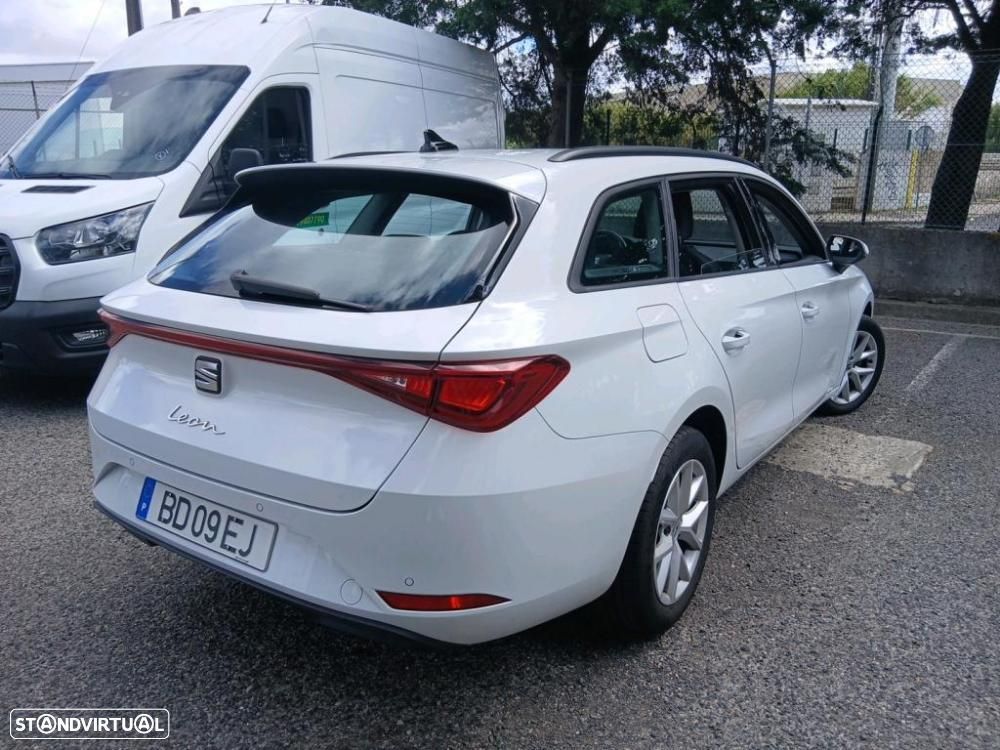 SEAT Leon ST 2.0 TDI Style - 4