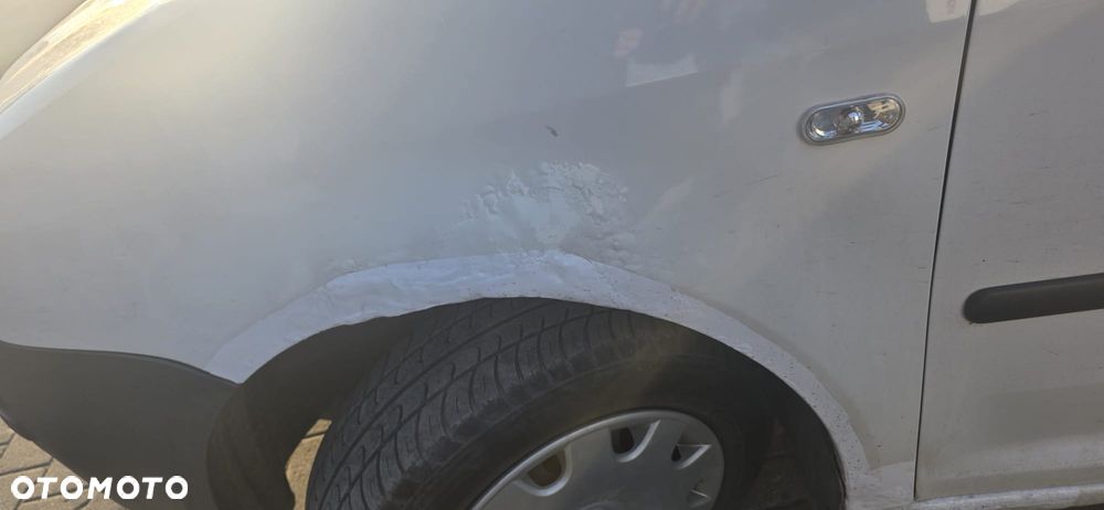 Volkswagen Caddy - 9