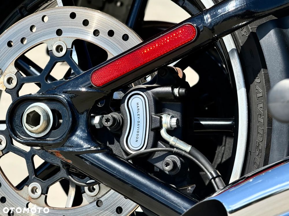 Harley-Davidson FXSB Breakout - 11