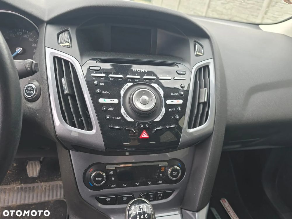 Ford Focus 1.0 EcoBoost Start-Stopp-System Business Edition - 10