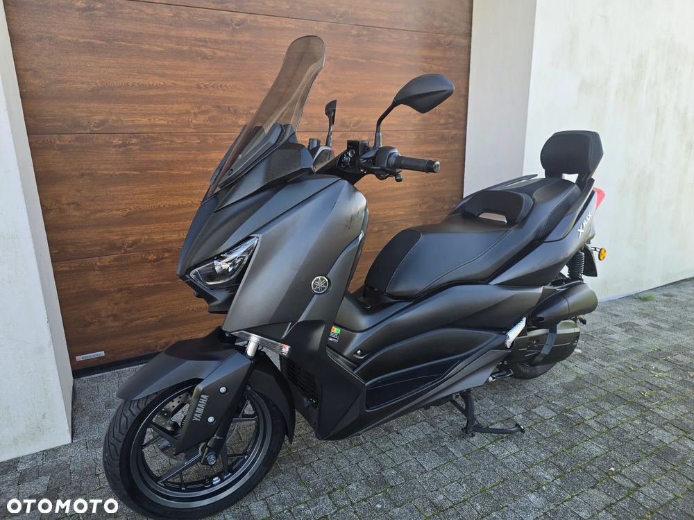Yamaha X-max - 25