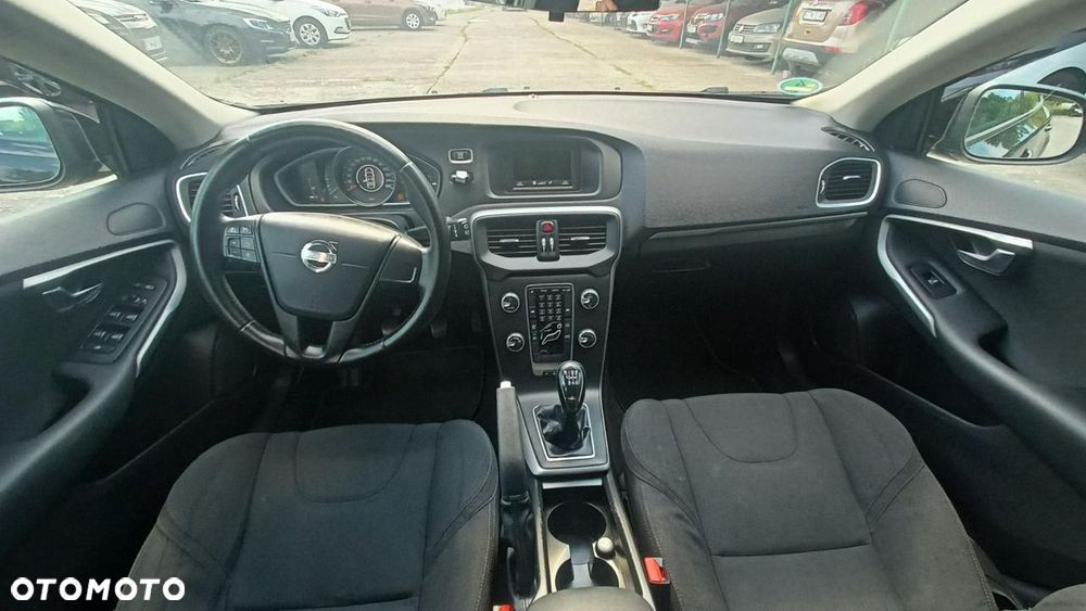 Volvo V40 - 29