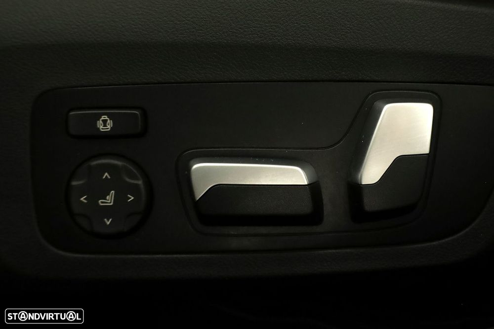 BMW 330 e Pack Desportivo M Auto - 20