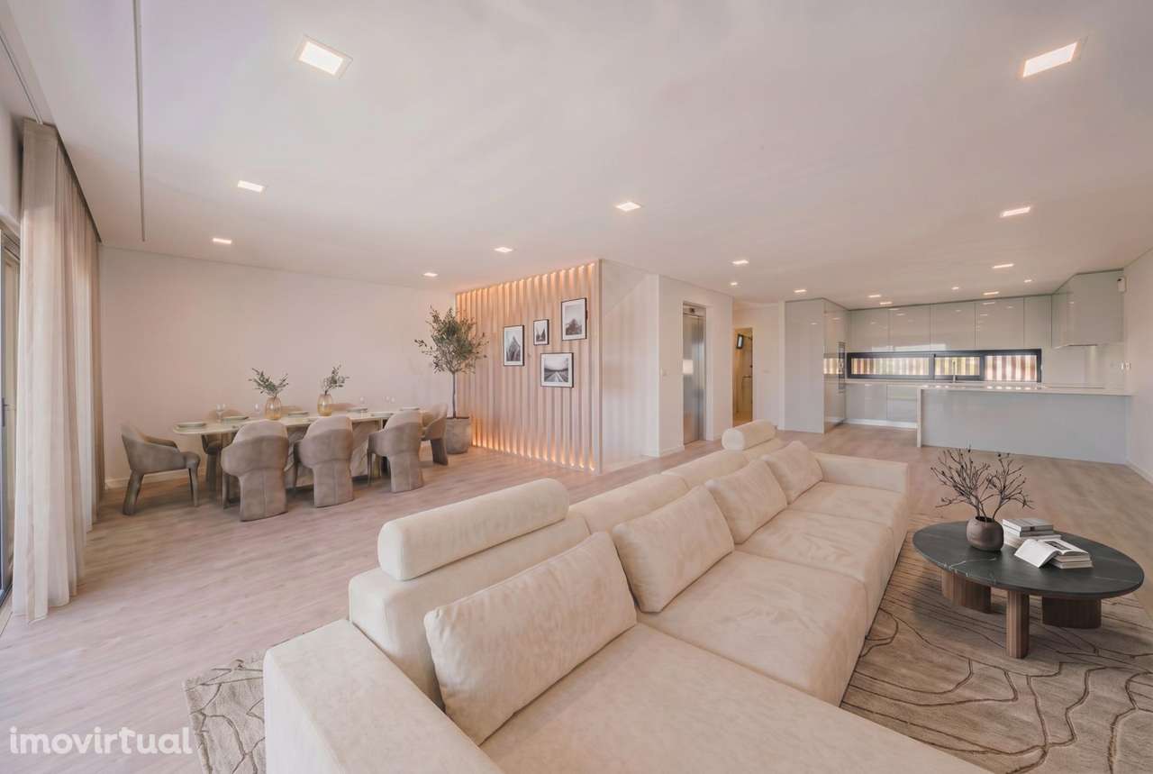 Moradia T5 de Luxo com Piscina e Vista Panorâmica em Mealhada, Loures - Grande imagem: 4/59