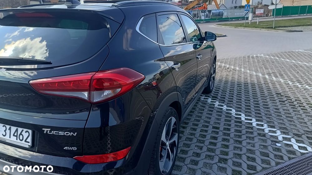 Hyundai Tucson 2.0 CRDI Premium 4WD - 37