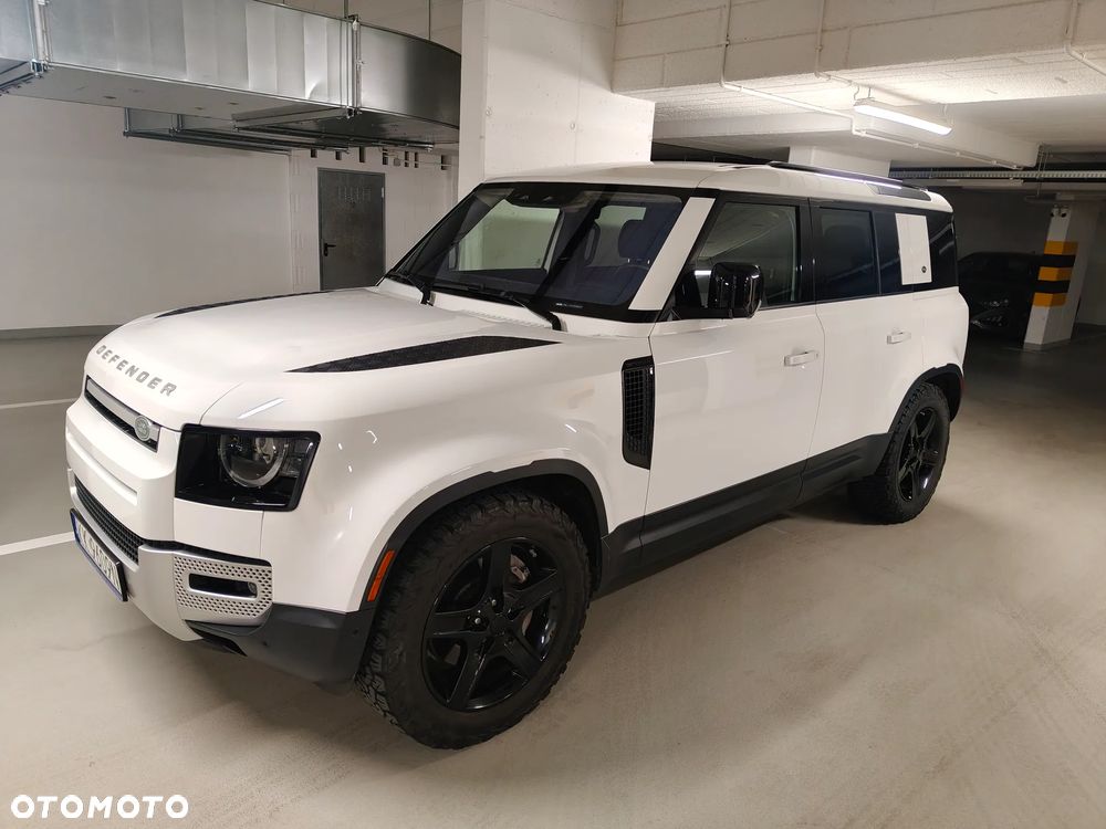 Land Rover Defender 110 P400 SE - 26