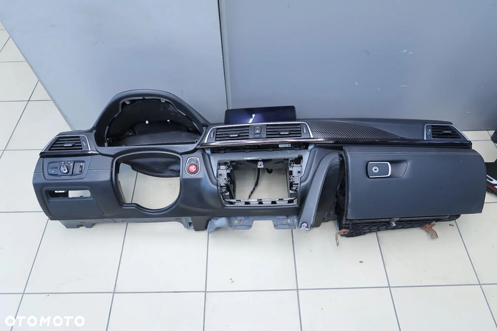 Deska BMW F80 F82 M3 M4  Skóra Karbon - 1