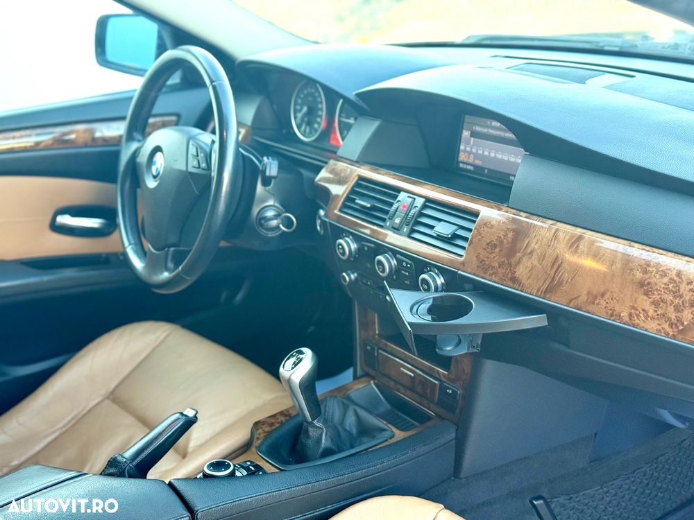 BMW Seria 5 520d - 11