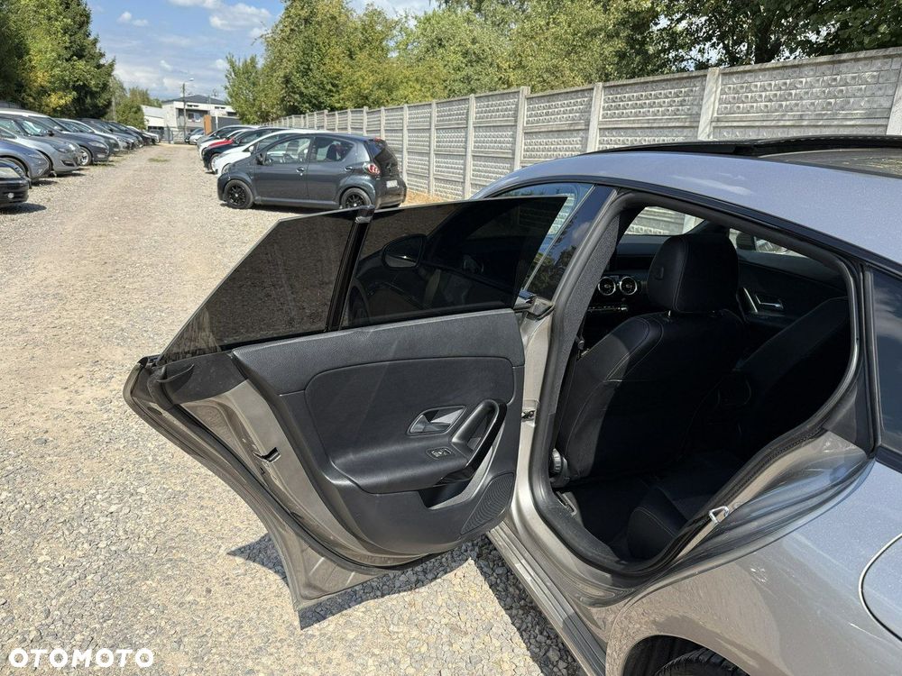 Mercedes-Benz CLA - 20