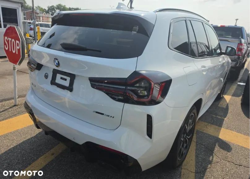 BMW X3 xDrive30i M Sport - 4