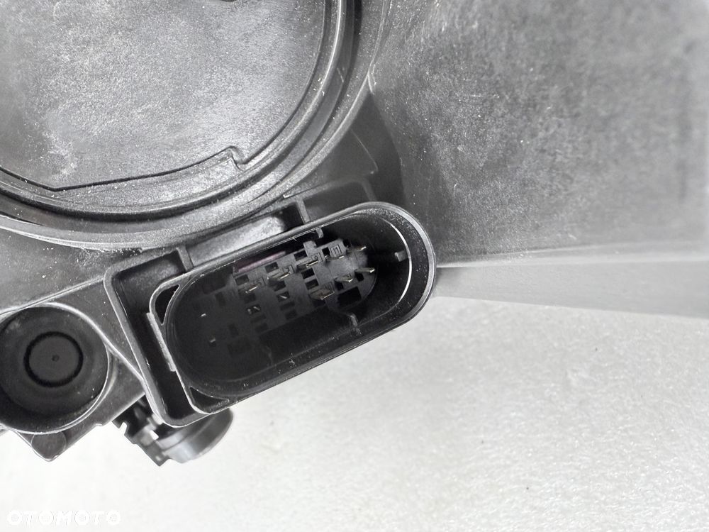 Lampa lewa przednia C klasa A206 W206 DIGITAL - 8