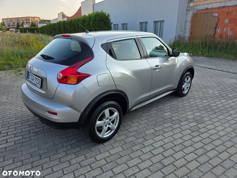 Nissan Juke 1.6 Visia - 12