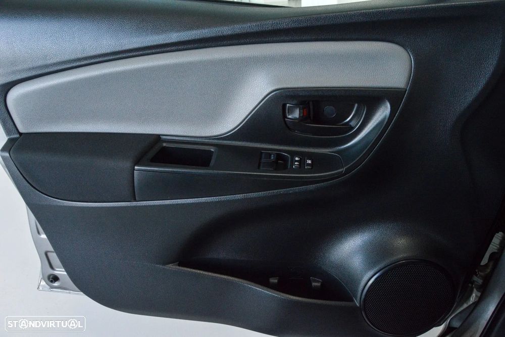 Toyota Yaris 1.4 D-4D ACtive - 27