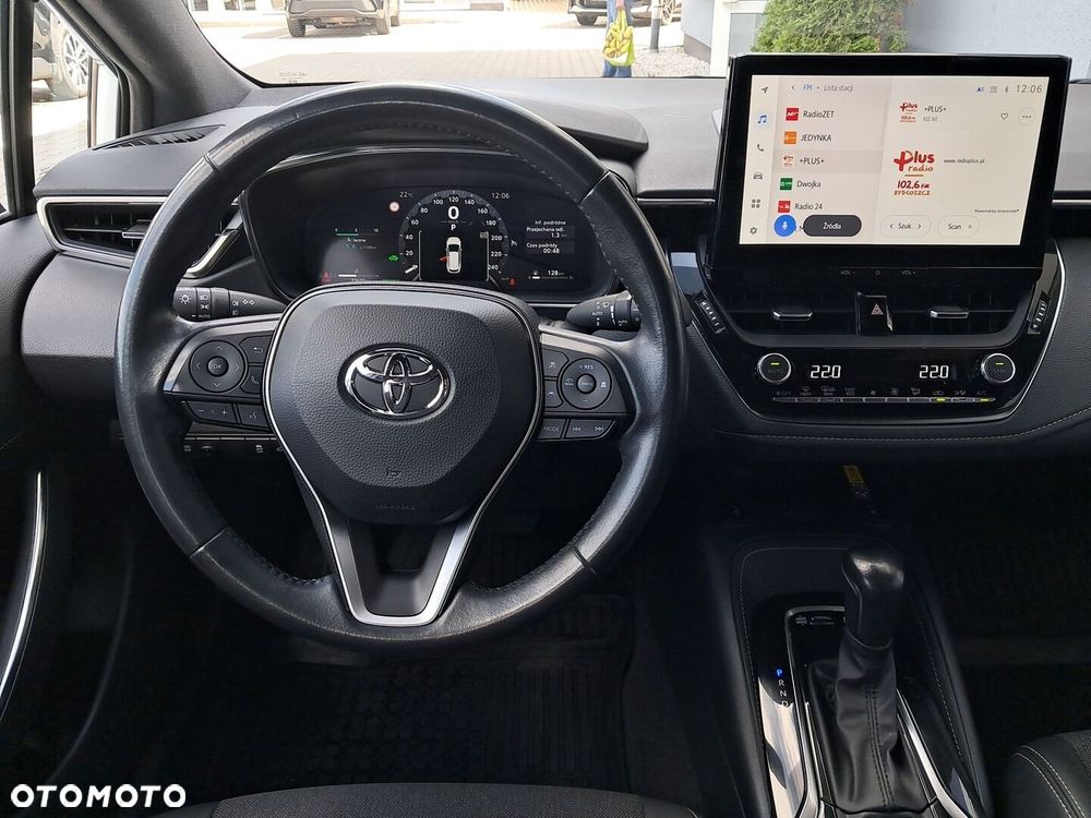 Toyota Corolla 1.8 Hybrid Style - 17