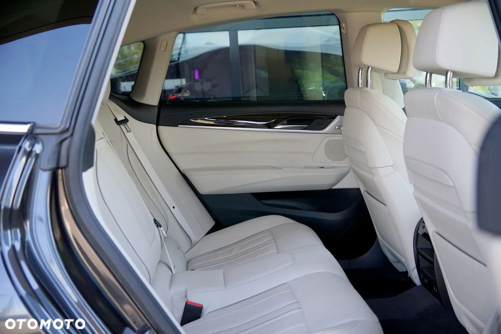 BMW 6GT 620d xDrive mHEV Luxury Line - 26
