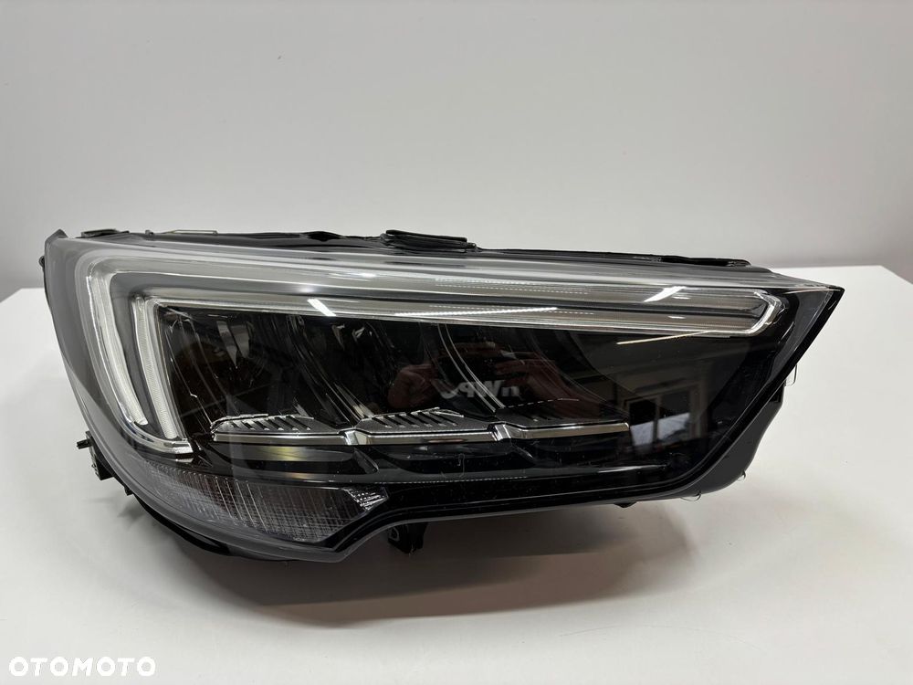 Opel Crossland X Lift Lampa Prawa Przód Przednia YQ00709880 - 1
