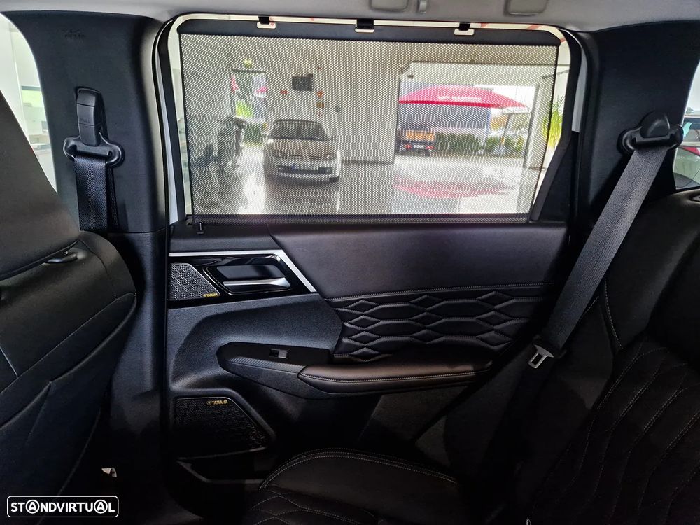 Mitsubishi Outlander 2.4 PHEV Instyle - 21