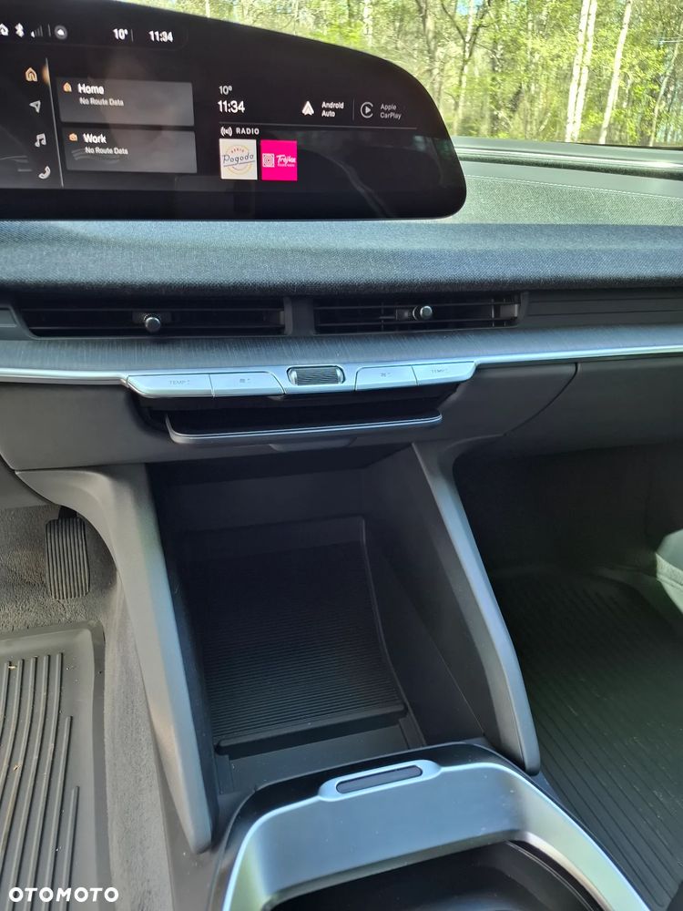 Lucid Air - 18