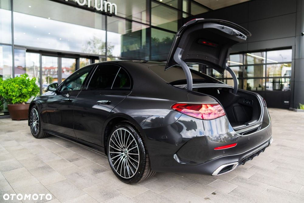 Mercedes-Benz Klasa E - 25
